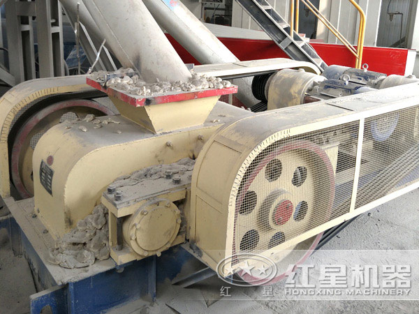 對(duì)輥式破碎機(jī)實(shí)例 對(duì)輥式破碎機(jī)實(shí)例