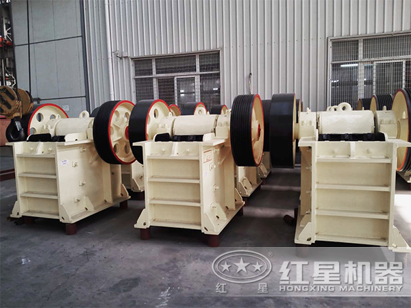 顎式破碎機(jī)